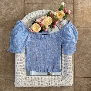 Forever21 blue floral crop top